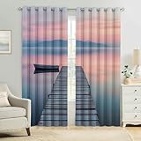 【Dimensioni pratiche e facile installazione】 Set da 2 tende oscuranti con occhielli 117L x 229A cm (totale 234L x 229A cm), compatibili con bastoni standard. Perfette per finestre di camera da letto, soggiorno o cucina, facili da appendere e da far scorrere