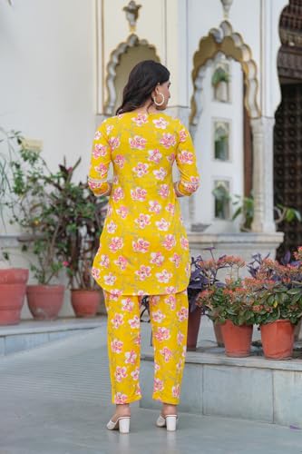 Image of Pistaa's Women Pure Cotton Floral Printed Straight Rounded Hem Co-ord Set