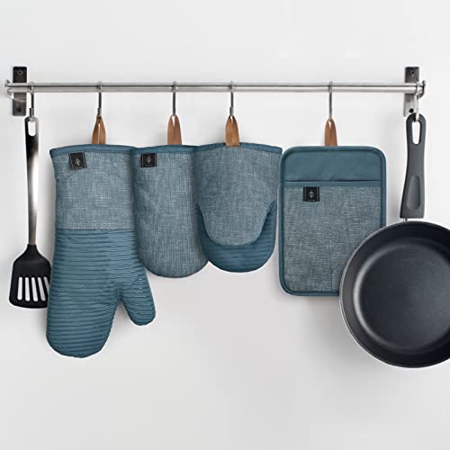 Foto von BONTHEE Ofenhandschuhe Topflappen Set Mini-Ofenhandschuhe Topfhandschuhe mit Anti-Rutsch Silikon Gestreift kochhandschuhe für Kochen Backen - 4er Set - Blau