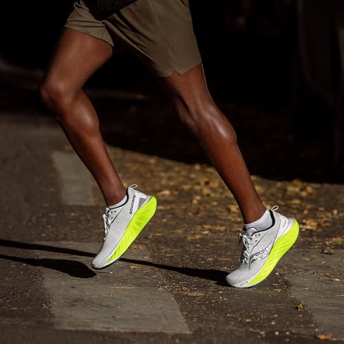 Image of Saucony Men's Triumph 22 Sneaker