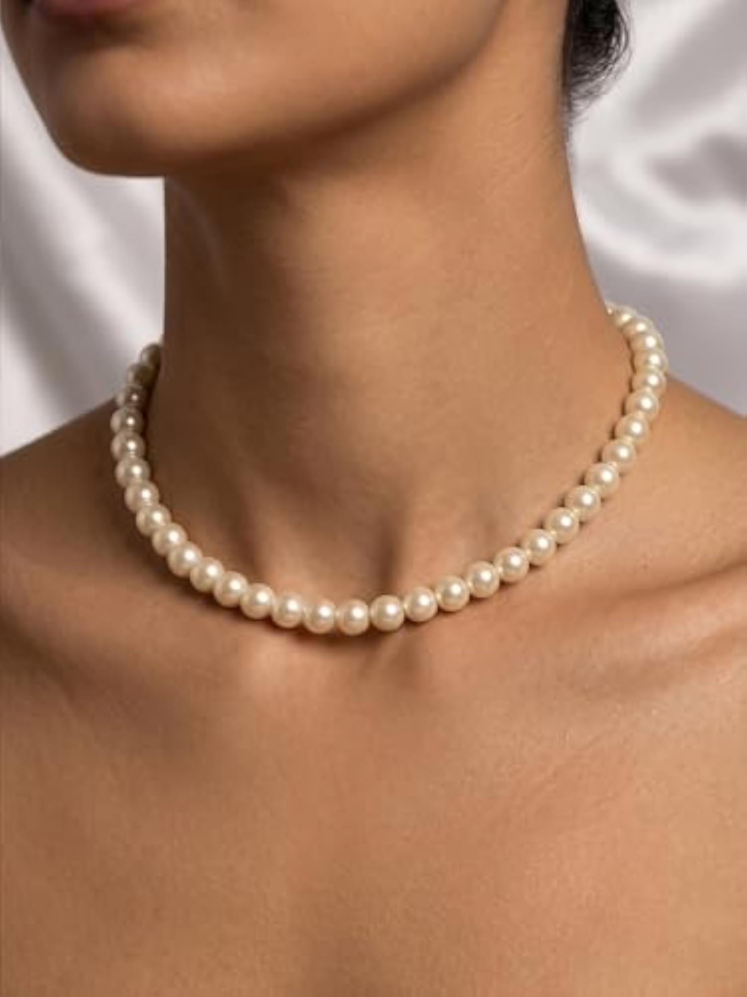 Women's Pearl Choker Necklace, Elegant Minimal Neckpiece