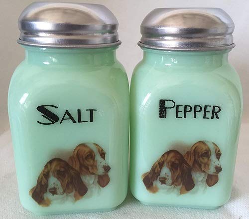 Salt & Pepper Shaker Set - Square Stove Top Jar - Rosso Glass Exclusive - Cats & Dogs - American Made - Mosser Glass USA (Jade w/Hound Dogs)