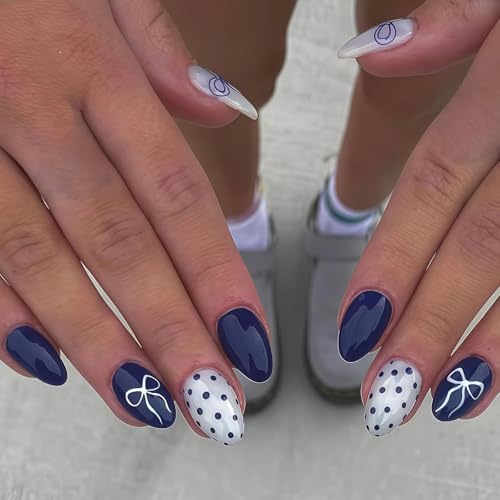 LunarCharm Lot de 24 Ongles Artificiels en Amande Courte French Tip - Design Estival Ludique avec Nœuds & Pois en Bleu Foncé & Brillant, Ongles en Acrylique Réutilisables Plein Forme