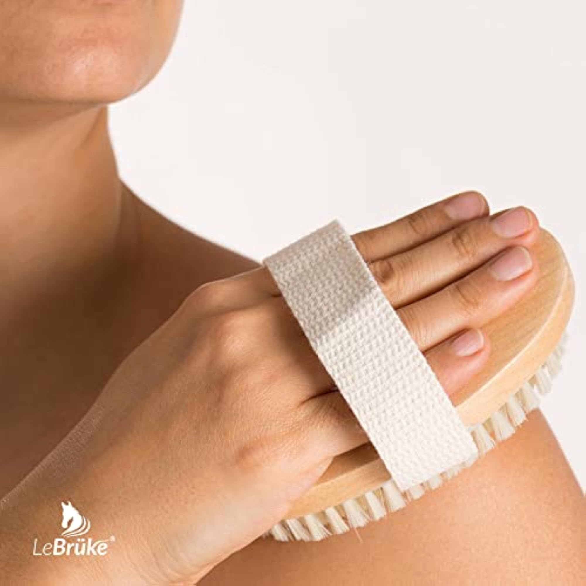 Exfoliating Body Brush with Practical Storage Bag