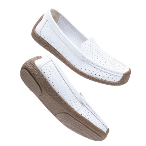 Image of Women's Comfortable & Lightweight Leather Loafers Slip-Ons Driving Walking Mocs Boat Shoes Cute Business Casual Dress Shoes Work Flats for Women