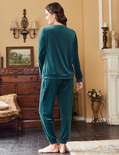 Ekouaer Womens Pajamas Sets Long Sleeve Soft Sleepwear 2 Piece Velvet Pjs Lounge Sets with Pockets