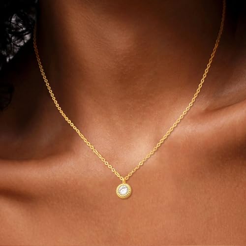 CHESKY Diamond Pendant Necklace for Women,Dainty Gold Necklace 14k Gold Plated Figaro Chain Choker Necklaces Cute Simple Cubic Zirconia Trendy Necklace Jewelry Gifts for Women