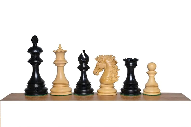 Amazon | Wellington Series 豪華チェスピース クイーン2個付き - 4.6