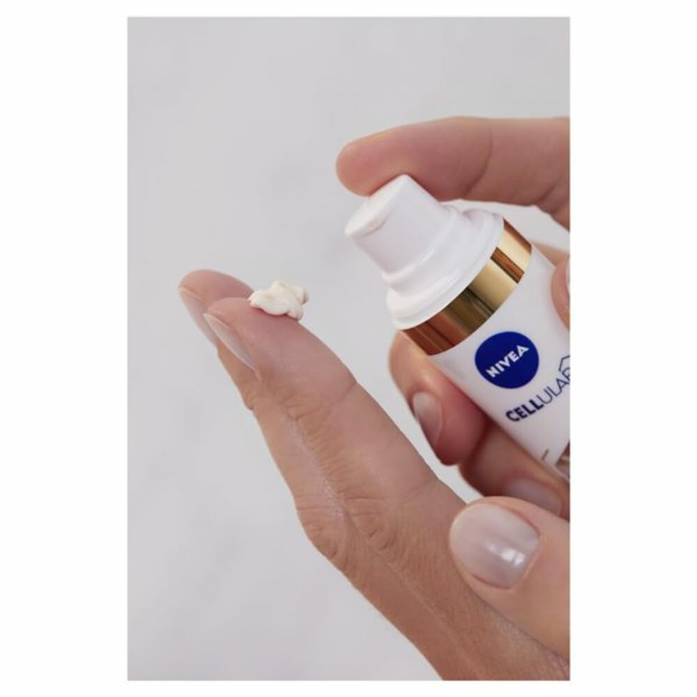 NIVEA - Crema de día facial protectora luminosa 630, SPF 50, 40 ml