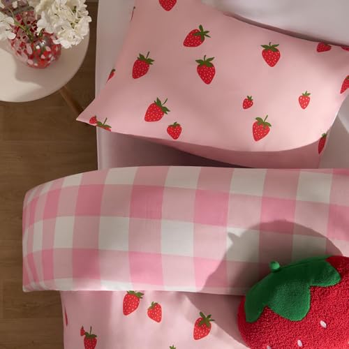 OHS Girls Single Duver Cover Set Strawberry Print, Kids Single Bedding Covers Bed Set with Pillowcases Super Soft Microfibre Gingham Check Luxury Decorative, Pink - Image 3