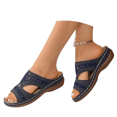 Sandales compensées style rétro finitions soignées collection 2025