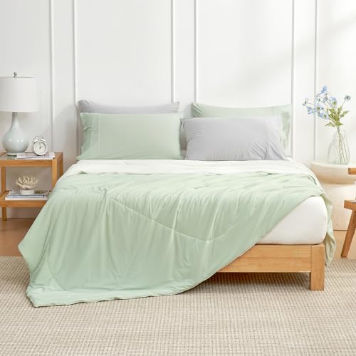 Cozy Bliss Cooling Comforter King Size, Cooling Blankets for Hot Sleepers and Night Sweats, Light Mint Green Cream Summer Comforter for King Size Bed, Breathable Soft Lightweight Silk Smooth