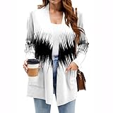 Detalles prácticos: cierre con botones en la parte delantera, fácil de poner y quitar. Bolsillos laterales, estéticos y prácticos. Bordes de punto acanalado en el dobladillo y los puños, resistentes a la deformación.