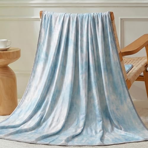 Image of Guohaoi Cooling Throw Blanket for Hot Sleepers, Twin Size 80''x90'' Lightweight Breathable Summer Bed Blanket for Couch, Arc-Chill Q-Max >0.5 Cool Fiber, Lightweight Blanket Sky Blue