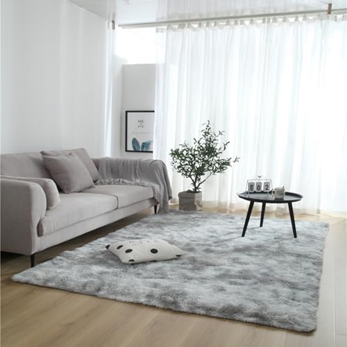 Tapis super doux aspect fourrure gris clair pour réchauffer un sol froid - 3