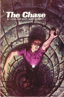 Paperback The Chase Book