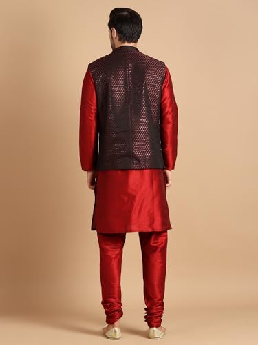 Image of men's Silk Blend Kurta Pejama & Waistcot Set