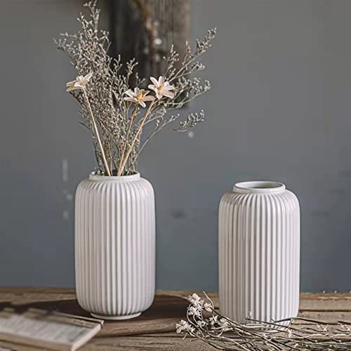 Vase de fleurs vert petit modèle pour sublimer une table basse - 7