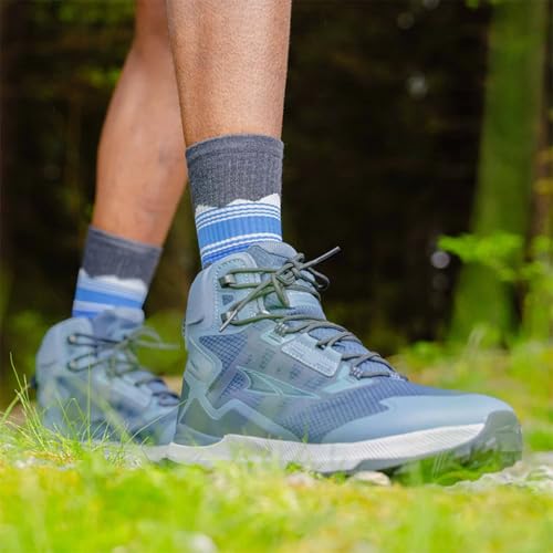 Image of Feetures Trail Max Cushion Mini Crew Sock - Hiking Socks for Men & Women