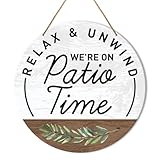 Muktoujaumai Patio Sign Decor, Patio Round Hanging Sign Decor Farmhouse Wall Decorations Outdoor Living Wood Sign for Porch, Deck, Backyard, Housewarming Gift for New House Home, We're Patio Time