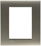 http://www.materiel-du-pro.fr/picture/p_74/74607/bticino-cofrel-ll--plaque-carree-33 m-avenue_1.jpg