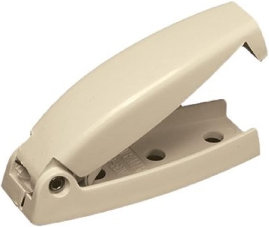 RV Designer E209, Plastic Rounded Baggage Door Catch, Colonial White, 2 Per Pack, Compartment Hardware