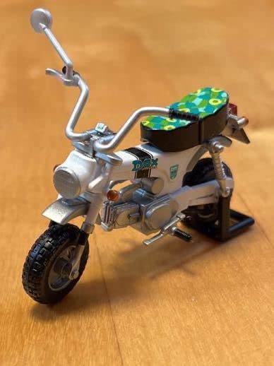 Amazon | 1/24スケールミニカー ダックス 花柄シート ミニカー DAX