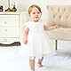 KRUIHAN Weiße Spitze Taufkleid Baby Mädchen,Tüll Festliche Mädchenkleider,Atmungsaktive Mädchen Sommerkleid für die Taufe,Geburtstag,Hochzeit,Party,enthält Stirnband,Socken & Geschenkbox,6M