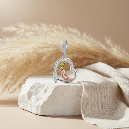 Dije de perro salchicha en plata de ley 925 con gema mensual de alta joyería 3