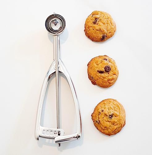 Jenaluca Mini Cookie Scoop & Melon Baller - 18/8 Stainless Steel (Small Scoop with Gift Pack) - Thumbnail 3