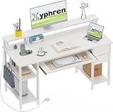 Xyphren Escritorio con 2 cajones, 120 * 50cm Estante Lateral Ajustable en Altura, Soporte Monitor, Enchufe y Bandeja Teclado, Escritorio Gaming para Home Office, Oficina y salón, Blanco