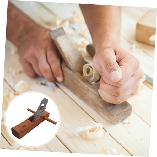 Rabot à main de précision pour restaurer vos meubles anciens
