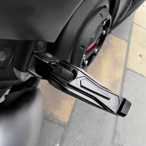 Barra de agarre Tmax 530 con estriberas antideslizantes rojas 4