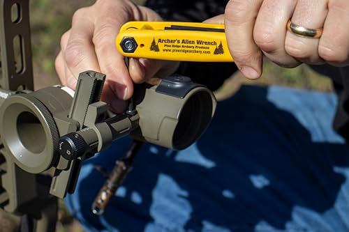 Image of Pine Ridge Archery Archer's Allen Wrench Set and Holster Combo Kit
