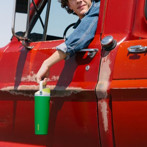 Image of Owala FreeSip Sway Insulated Stainless Steel Water Bottle with Two-Way Spout, Built-In Straw and Bucket Handle, Made for Travel, School, and Sports, 30oz, BPA Free, Leak Proof, Putting Green