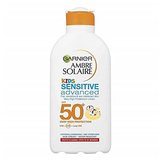 Garnier Ambre Solaire barn känslig sandbeständig solkräm SPF50+, högt solskydd barn solkräm lotion SPF50+ 200 ml