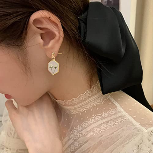 Handmade Pressed Flower Earrings For Women,Unique Pressed Baby's Breath Flower Earrings,Gold Stud Earrings,Resin Drop Dangle Plant Earrings,Symbol Of Love And Innocence,Suitable For Gift Giving #TOP6