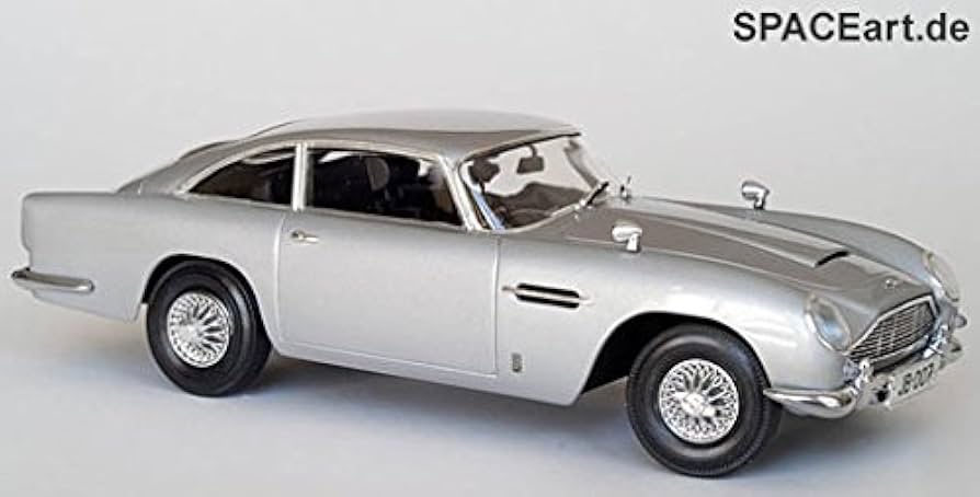 1/24 童友社アストンマーチンDB5ゴールドフィンガー人形付　007 Amazon | 童友社 1/24 アストンマーチン DB 5 007 ゴールド