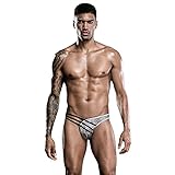 Model hat folgende Abmaßen: Größe 183 cm, Gewicht 78 kg