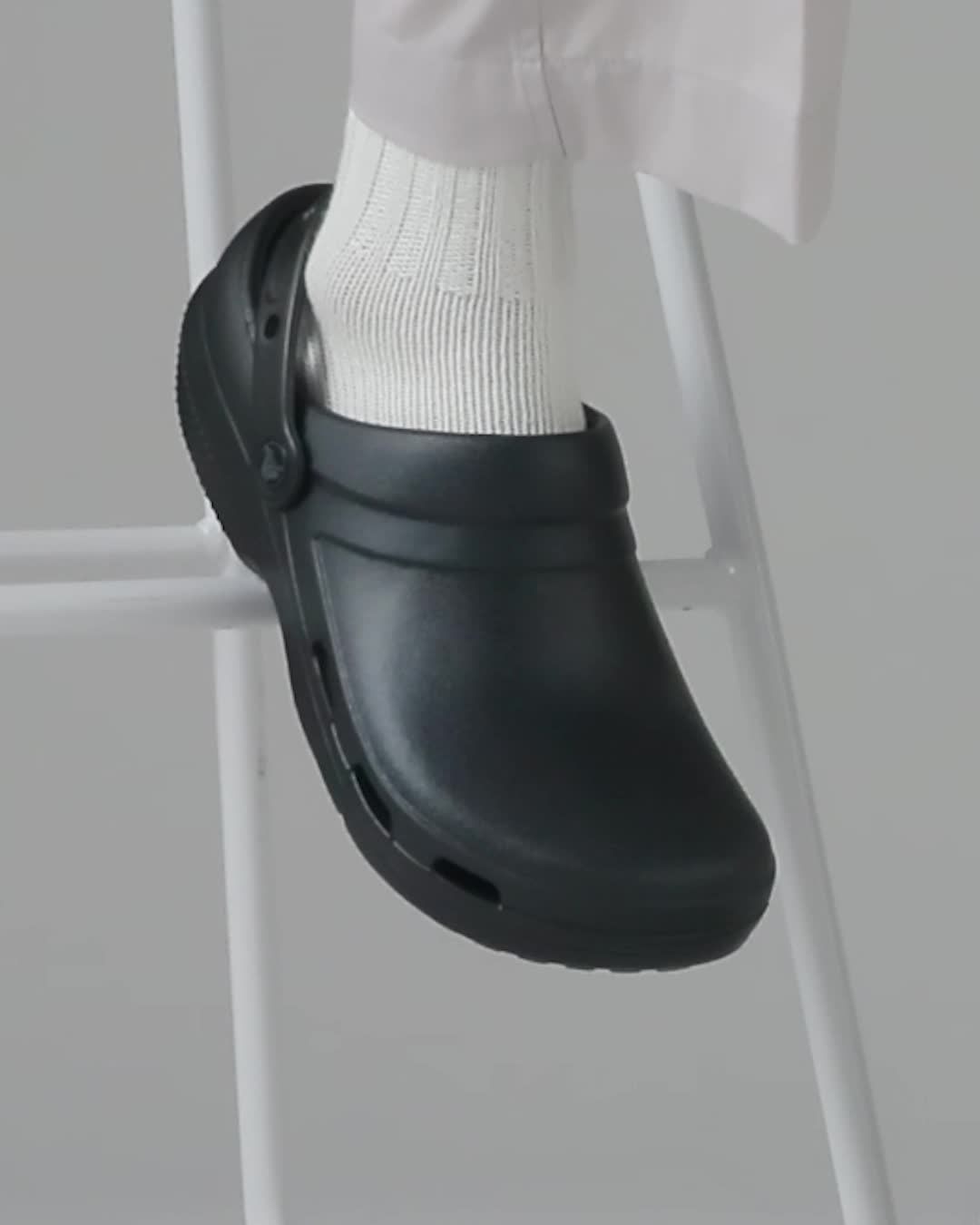 Amazon | [CROCS(クロックス)] サンダル スペシャリスト 2.0 ベント