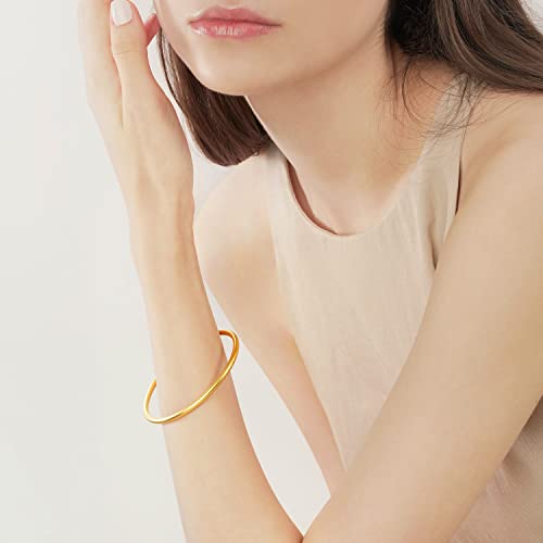 CHOW SANG SANG Cultural Blessings 999.9 24K Solid Gold Price-by-Weight Gold Matte Finished Slip-On Bangle for Women 92289K2