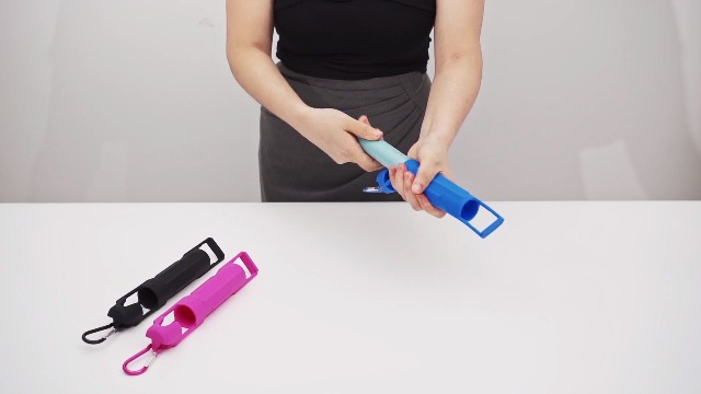 AGGRESSIVE | English Meaning - Cambridge