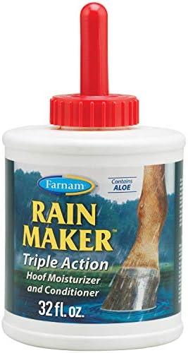 Farnam Rain Maker Triple Action Hoof Oil for Horses Moisturizer and Conditioner, Attracts, Absorbs and Retains Moisture, Contains Aloe, 32 Oz.