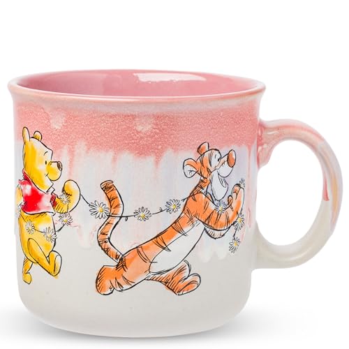 Silver Buffalo Winnie The Pooh Group - Taza de cerámica con esmalte reactivo, 20 onzas