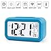 Produktbild OurLeeme Digitaler Wecker, batteriebetriebenes LCD-Display am Bett Lichtsensor Wecker mit Snooze-aktiviertem Nachtlicht Funktionen (Batterie Nicht im Lieferumfang enthalten) (Blau)