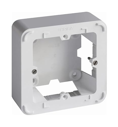 Zócalo de superficie para canales 16x40, ideal para la protección y organización de cables en instalaciones eléctricas.