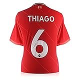 Exclusive Memorabilia ha sido firmado orgánicamente con las celebridades y deportistas más importantes del mundo, incluidos Zinedine Zidane, Cristiano Ronaldo, Pelé, Luis Suarez, Andres Iniesta, Xavi Hernandez, Neymar Jr, Fernando Torres, Darth Vader, Boba Fett y Anthony Joshua.