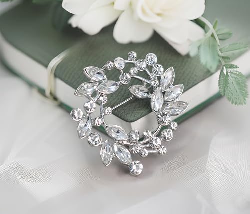 Image of Gyn&Joy Clear Crystal Rhinestone Floral Wreath Pin Brooch BZ005