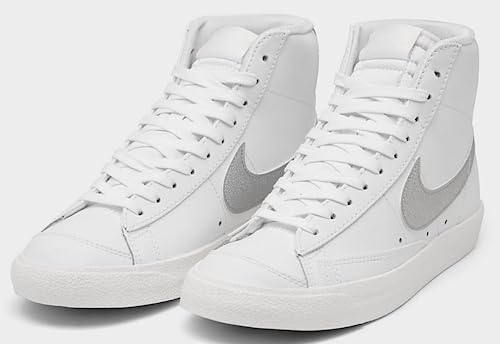 Image of Nike Men's Blazer Mid '77 VNTG Basketball Shoes
