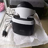 1. Vestibilità perfetta: l'auricolare è specificamente compatibile con il design di prima generazione PS4 VR VR di SONY e si adatta perfettamente ad esso. Garantisce una connettività senza interruzioni con la console PS4 e altri dispositivi correlati, consentendoti di vivere un'esperienza di realtà virtuale realistica.